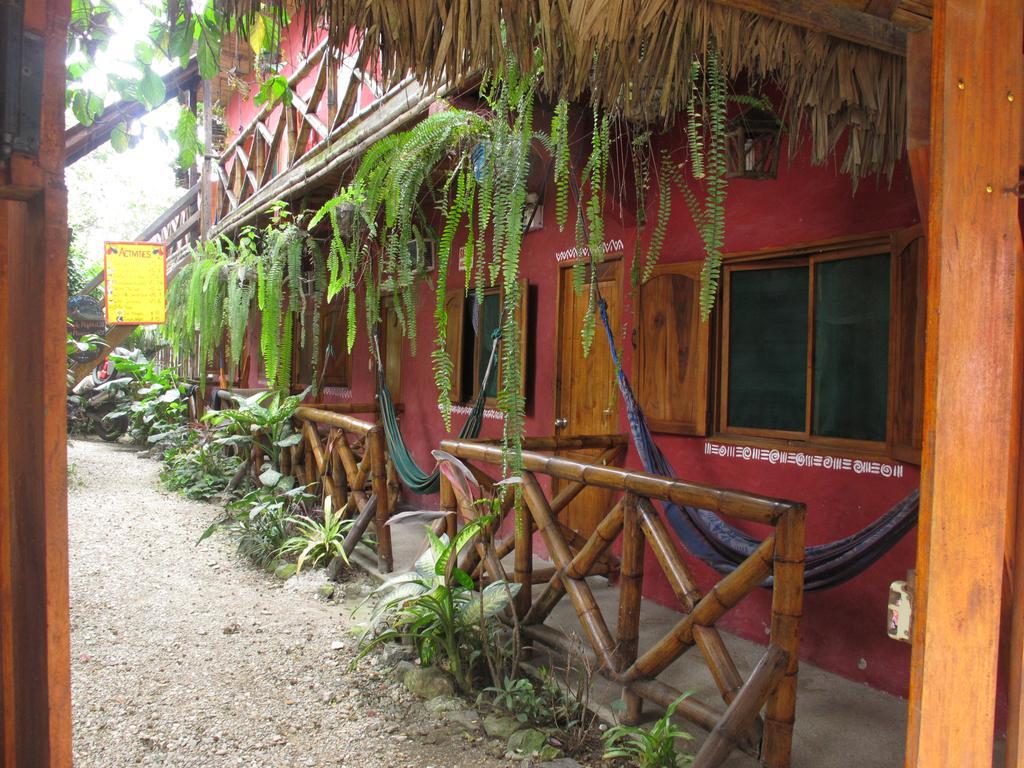 Montañita Hostal Mamacucha المظهر الخارجي الصورة